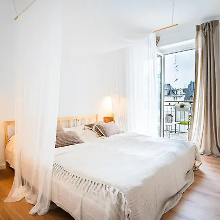 Luxus Designstudio - Zentral - Terrasse - 4 Personen Apartment *